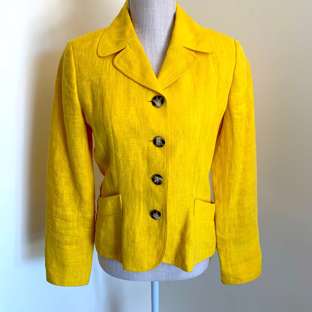 🔥LAST CHANCE🔥HARVE BERNARD GOLD LINEN JACKET! EXCELLENT CONDITION!